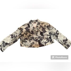 Boom Boom Cropped jacket Funky swirl pattern in grays. Faux pockets. Size L M